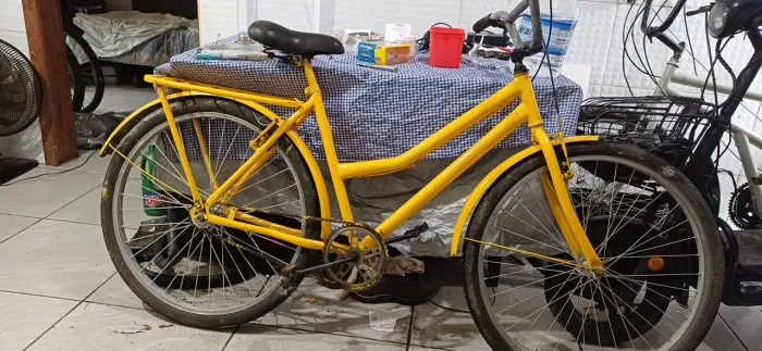 Bicicleta aro26 sem marchas mas leve para pedalar bairro morro das pedras