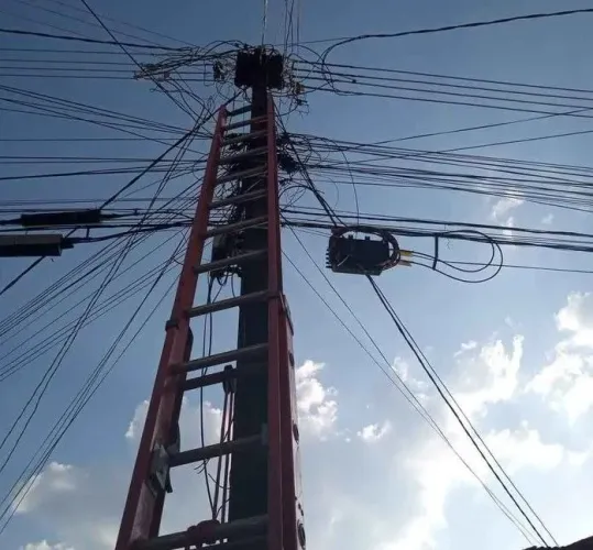Eletricista *