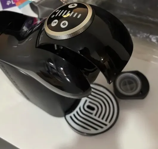 Cafeteira Dolce Gusto Genio S Plus 220V