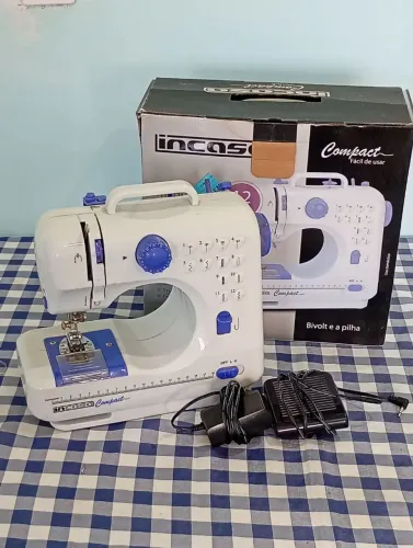 Máquina de Costura Incasa Compact Portátil - Funcionando Perfeitamente