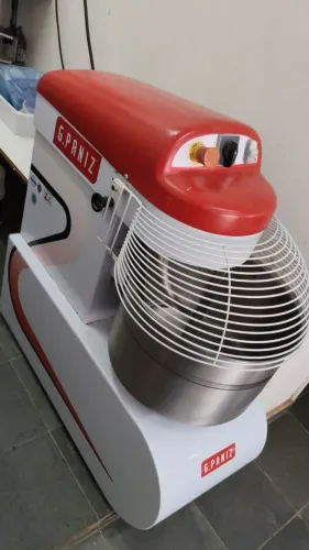 VENDO: Amassadeira Espiral G.Paniz AE 25L - Estado de Nova!