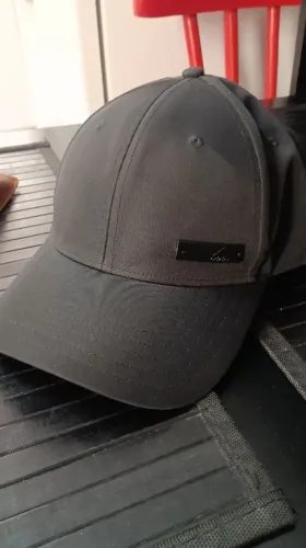 Boné Baseball Leve Metal Badge da Adidas na cor preto 