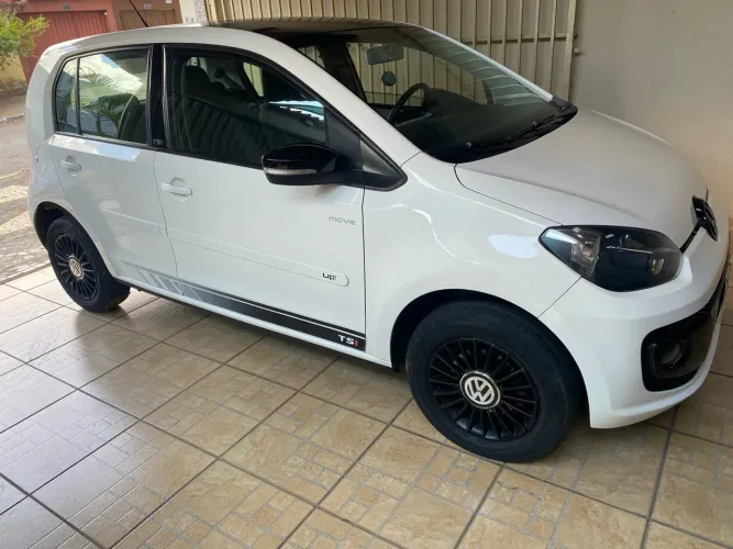 Volkswagen Up! Move 1.0 TSI Total Flex 12V 5P 2017