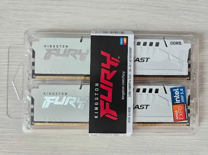 [Novo] Memória RAM Kingston Fury Beast Expo, 32GB (2X16GB), 6400MT/s DDR5, CL32, Branco