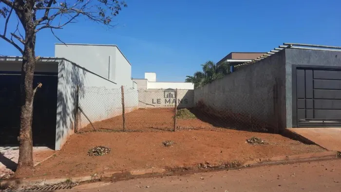 Terreno a venda no bairro Residencial Florinda/Dois Córregos em Piracicaba/SP