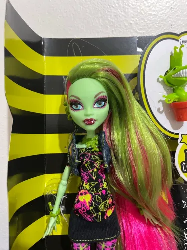 Monster high Vênus Creep reservada não compre 