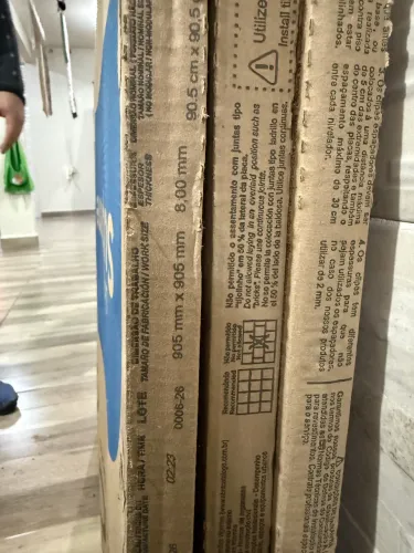 Piso porcelanato novo