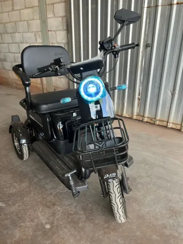 triciclo duos fenix moto elétrica 750w lazer ou facilidade de transporte