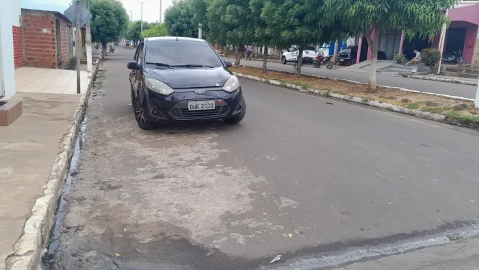 Ford Fiesta S 1.0 8V Flex 5P 2014