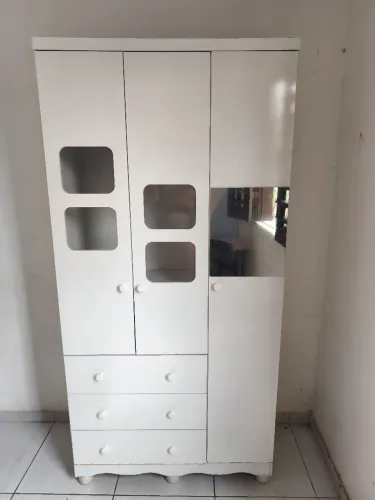 Guarda roupa infantil