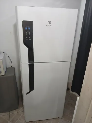 Geladeira Electrolux Frost Free 431 litros Semi Nova