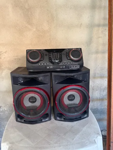 Som LG 2350ww