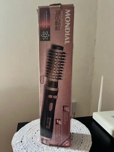 Escova Mondial Black Rose  Bivolt 1200w