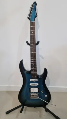 Guitarra Aria Pro 2 com trastes inox e captadores novos