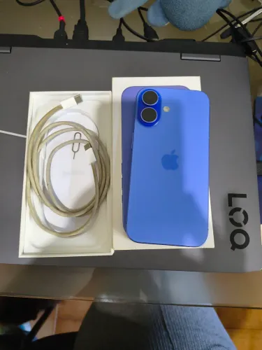 iPhone 16