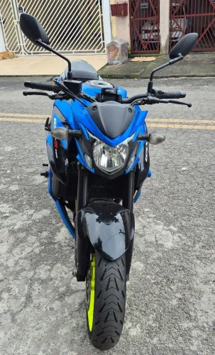 Suziki gsx 750s