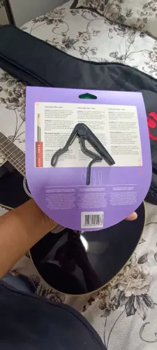 Violão Tagima semi-novo.