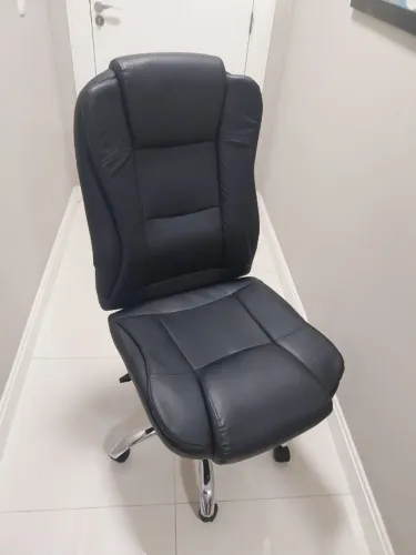 Kit com 3 cadeiras de escritório (com pequenos defeitos)