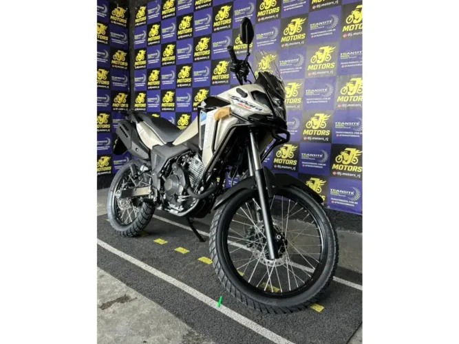 Honda Xre 300 sahara adventure 2026