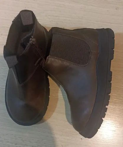 Bota infantil Zara original número 24