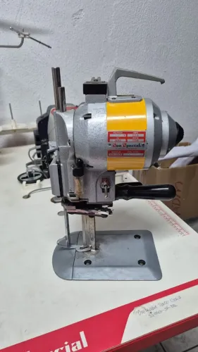 Máquina de cortar tecidos SUN SPECIAL SSH108-5