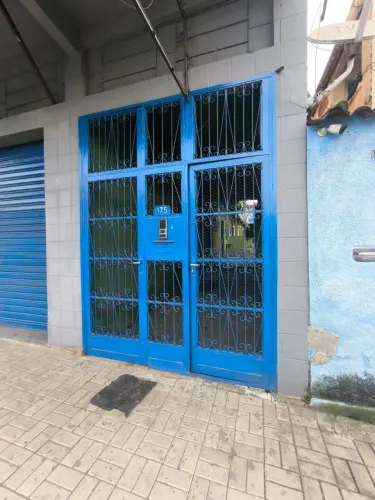 VILA COM IMÓVEIS RESIDENCIAIS PARA LOCAÇÃO NO CENTRO DE QUEIMADOS