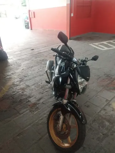 Vendo moto honda cb 300r flex preta e dorada