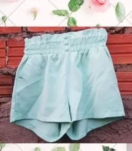 Short em tecido