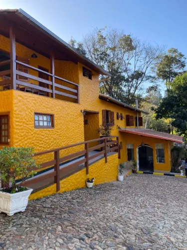 Pousada em Macacos