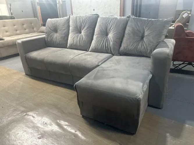 Sofá com chaise / Novo / entregamos