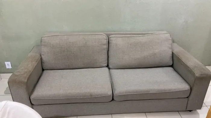 Sofá de 2 lugares