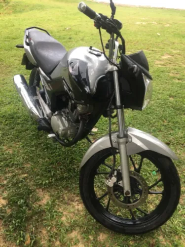 Moto Honda/CG150 Fan ESDI, Flex. Bem conservada. No precinho para vender logo. 