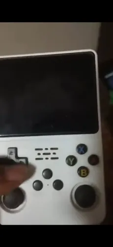 Console Portátil Retrô R36S