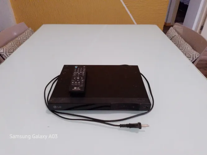 Dvd player LG modelo DP122