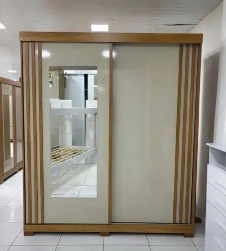 Guarda roupa