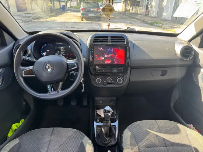 Renault Kwid Outsider 1.0 Flex 12V 5P Mec. 2023