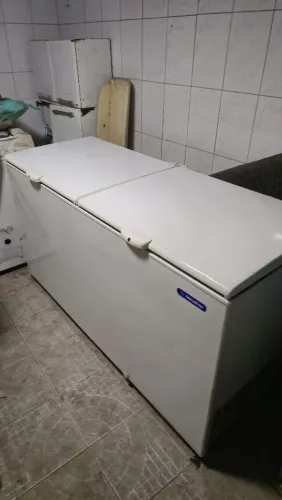 Frizer Metalfrio duas portas 220V- NOVO