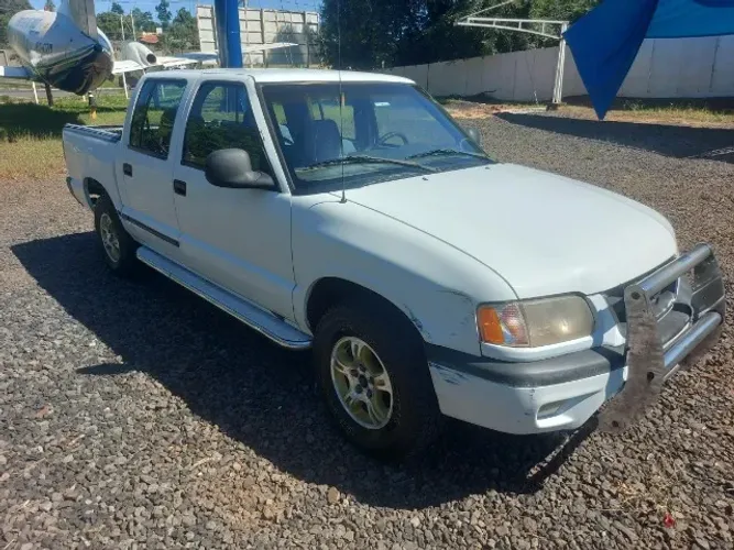 Chevrolet S10 Pick-up STD 2.8 4X2 CD TB Int.dies. 2000