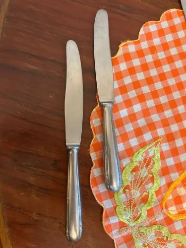 Par de Facas / Espátulas Antigas de Sobremesa Eberle Inox - 21 cm