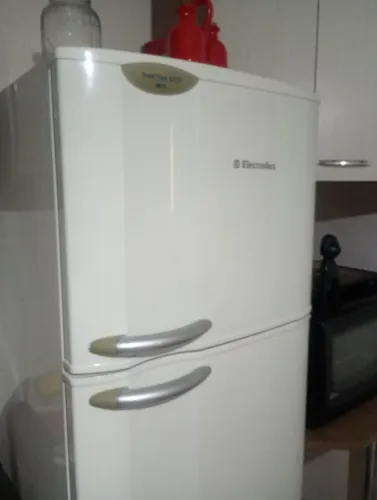 Geladeira Frost Free Eletrolux