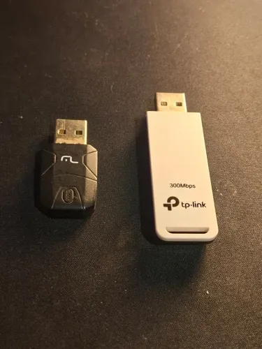 Kit 2 Adaptadores Wi-Fi USB TP-Link 300Mbps + Multilaser (Leve 2 Pague 1)