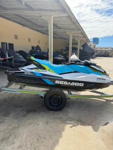 Jet-ski