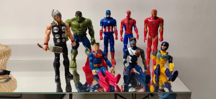 Bonecos marvel vendidos separados