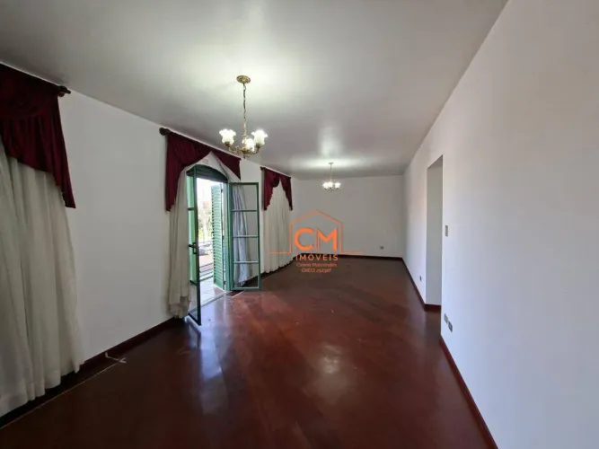 Locação/Excelente apartamento sobreloja com Edícula