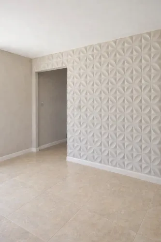 CASA TOTALMENTE REFORMADA E PRÓXIMO DO CENTRO E ORLAS DE MACEIÓ