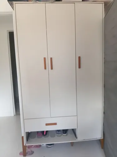 Guarda roupa solteiro 