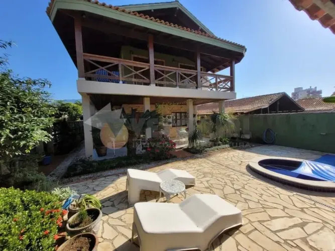 Sobrado com 4 quartos, 437 m² - Caraguatatuba/SP