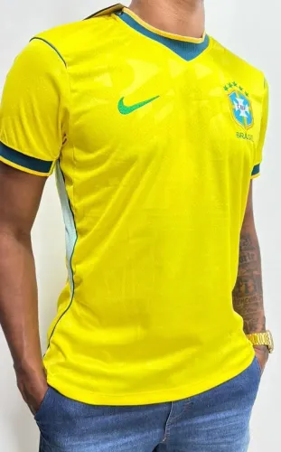 Camisa linha premium, do Brasil tamanho M . Precinho 