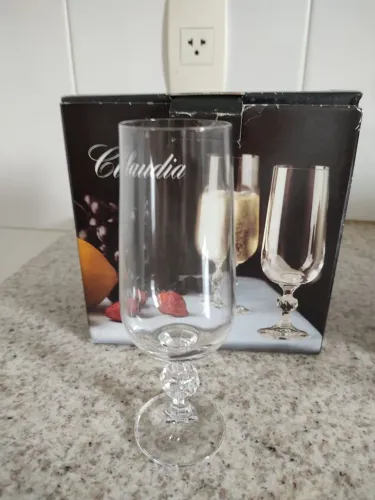 Jogo de 6 taças de champanhe de cristal modelo Claudia na caixa