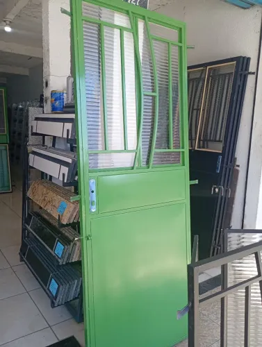 Portas padrão a pronta entrega